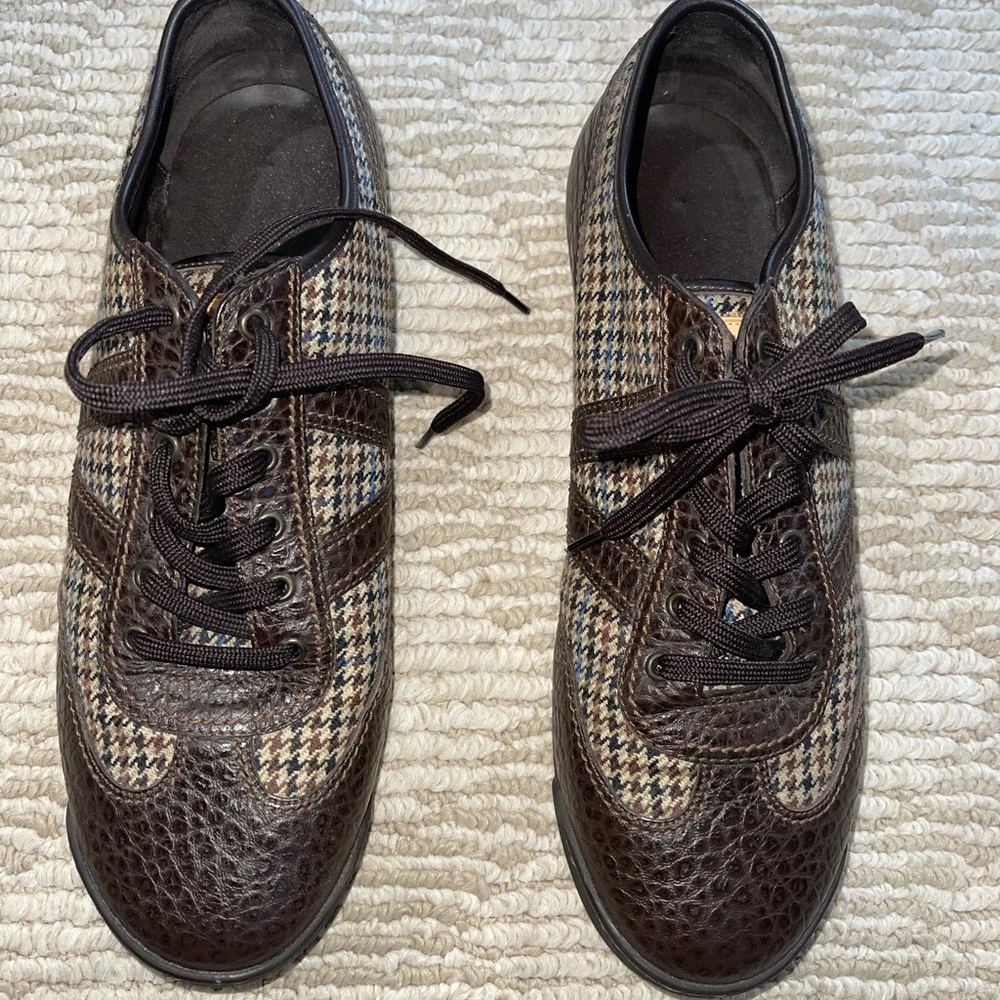 Authentic Louis Vuitton men’s sneakers